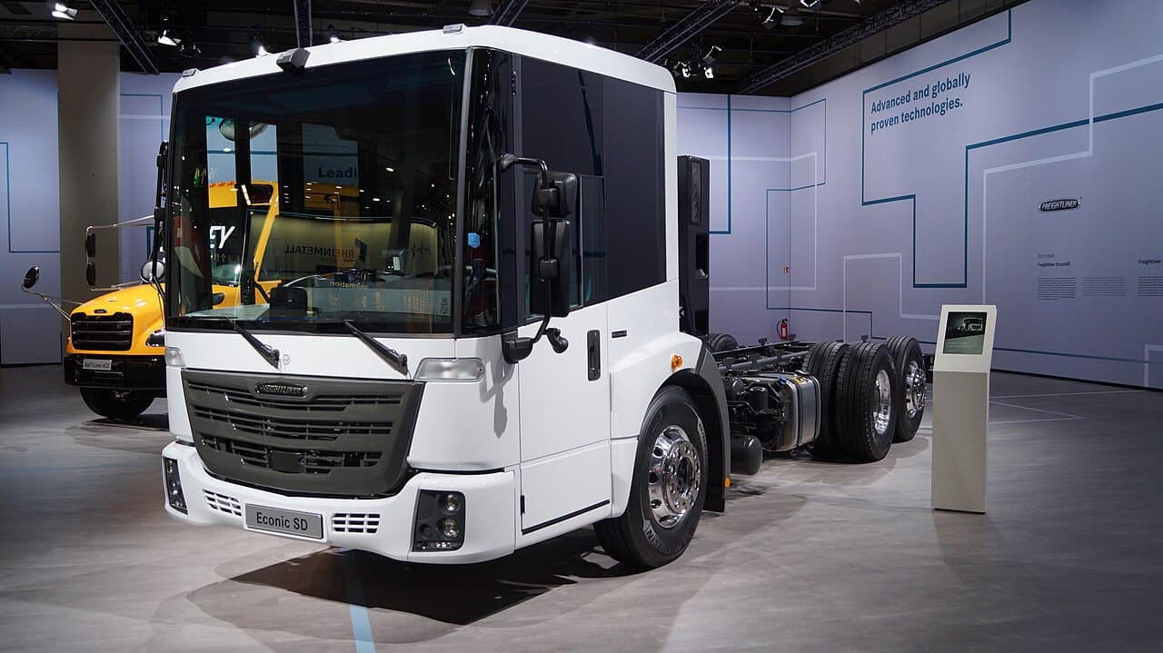 Freightliner EconicSD