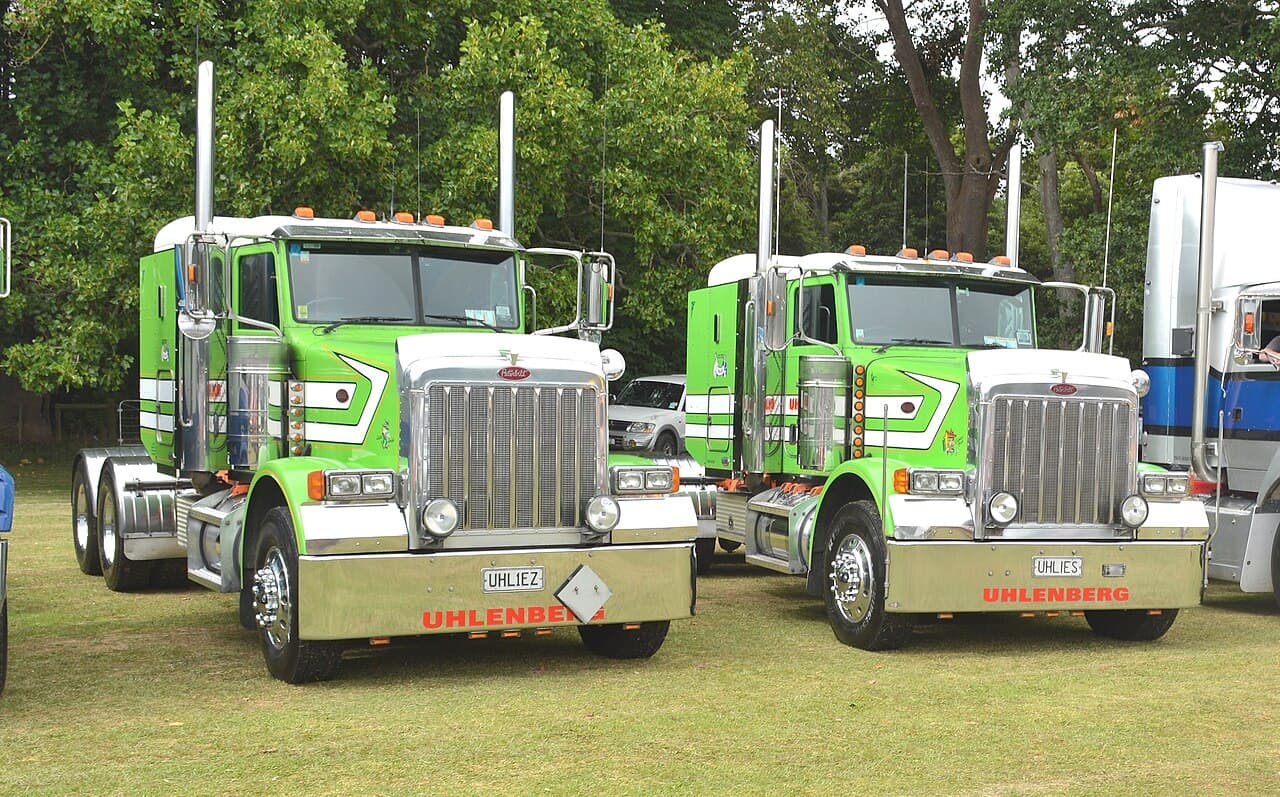 Peterbilt 378