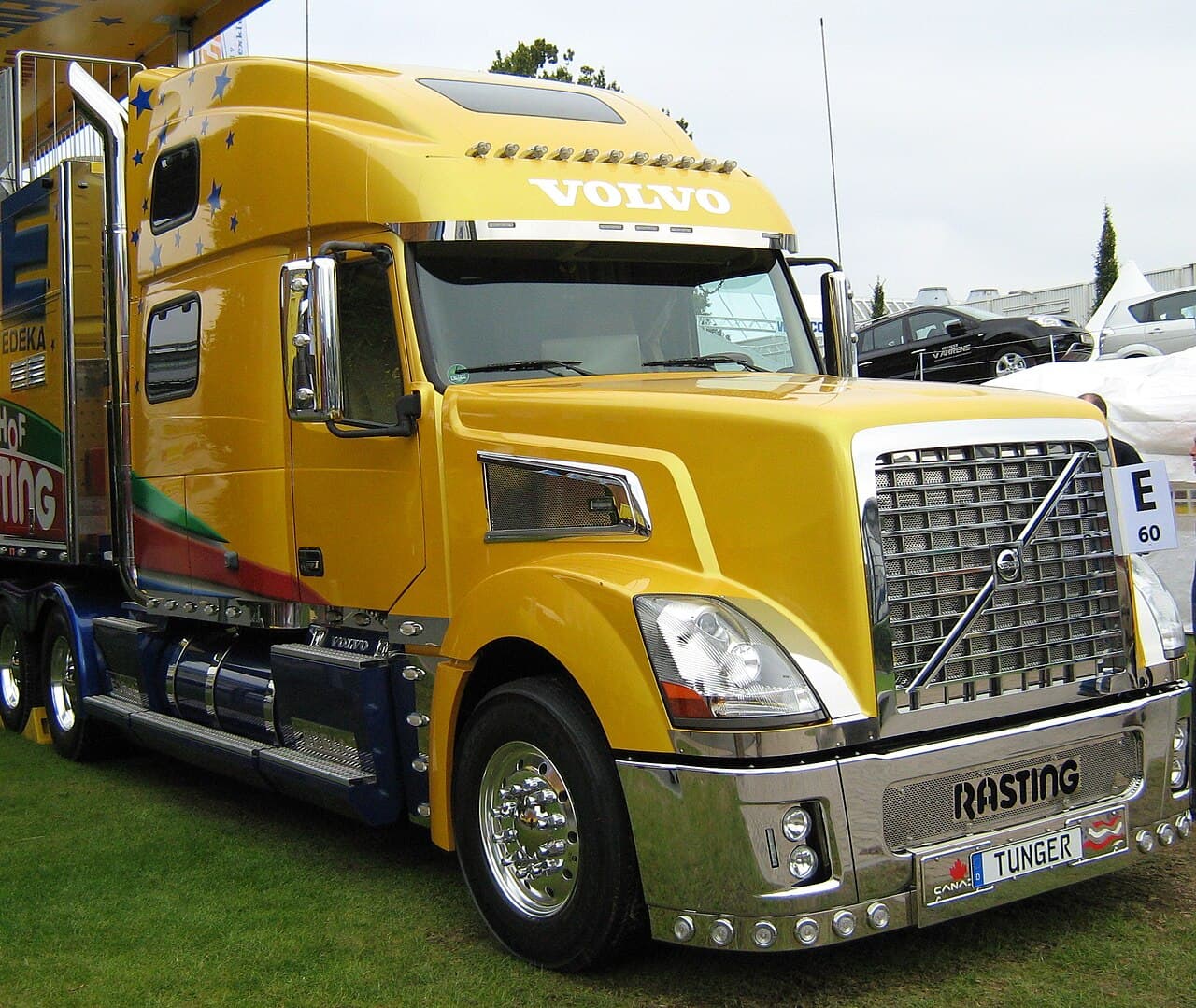 Volvo Trucks VT880